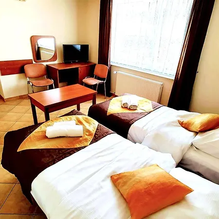 Helios Pensionat 2*